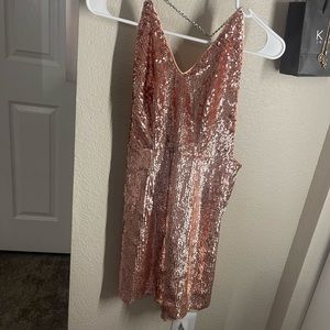 Backless dress